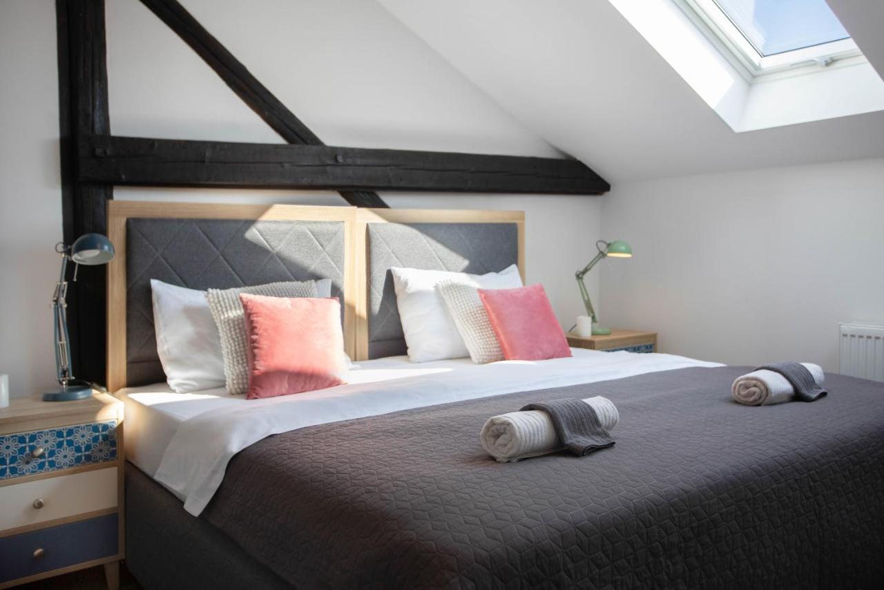 Kvaternik Square Rooms Zagabria Esterno foto
