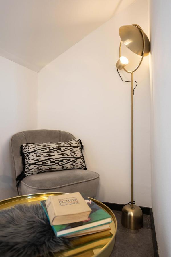 Kvaternik Square Rooms Zagabria Esterno foto